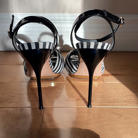 Alicia and Olivia platform stiletto - Picture 3 of 4